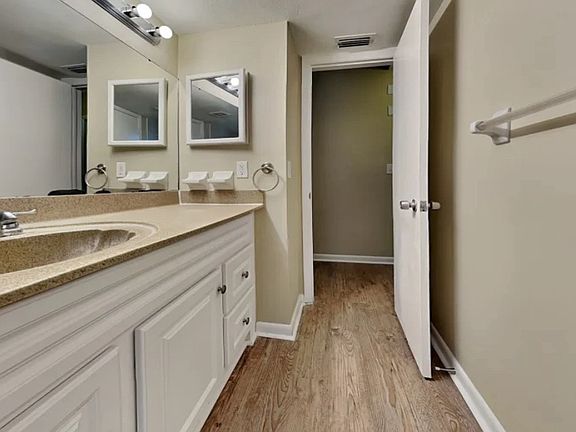 3rd image of 3416 McKay Ave #2