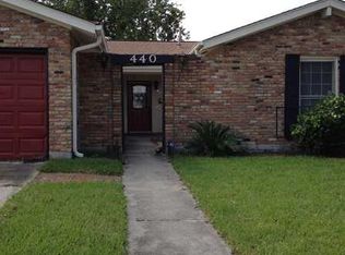 440 Brookmeade Dr, Gretna, LA 70056