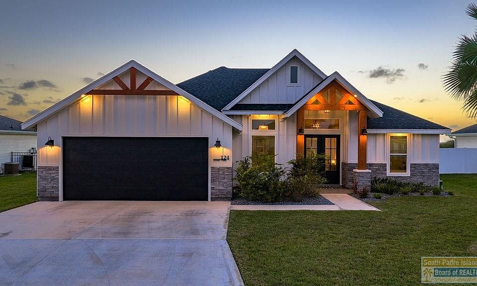 1st image of 124 Torrey Pines Rd