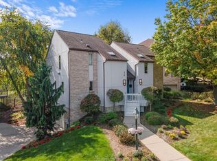 36 Rosemont Ln, Pittsburgh, PA 15217