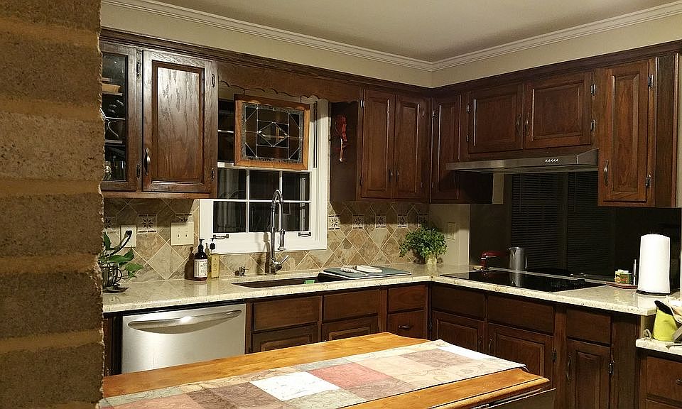 2nd image of 1637 Harbour Oaks Rd