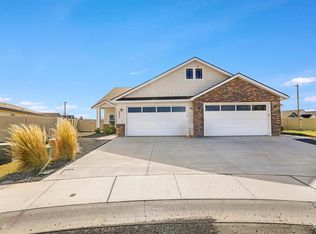 893 & 899 Shadowleaf Ave, Twin Falls, ID 83301