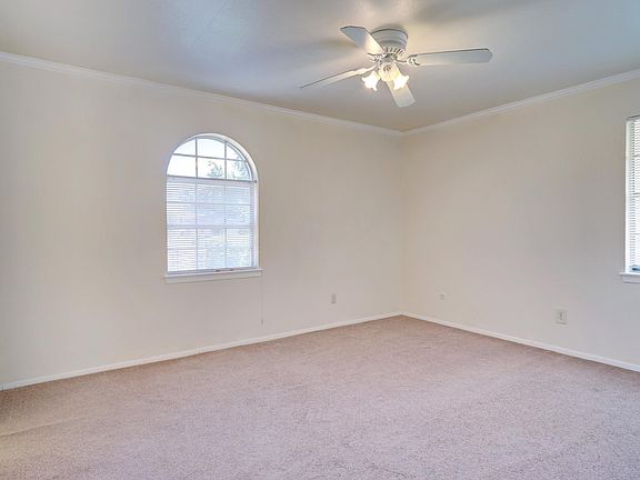 5th image of 412 Lorine St