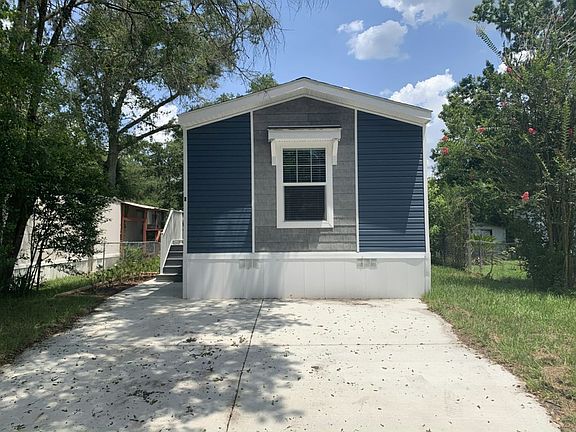 2nd image of 1600 NE 12th Ave #6