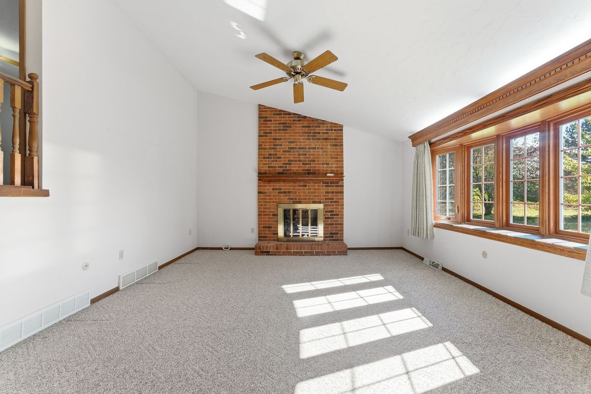 next background image