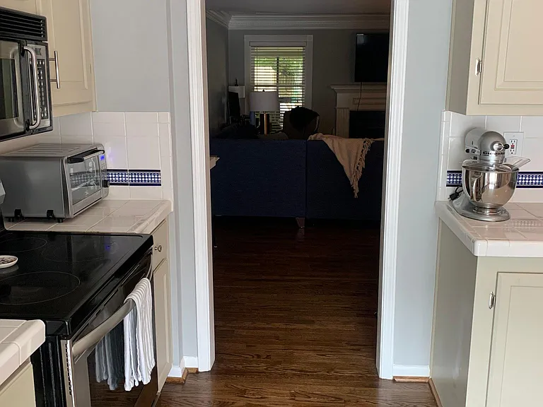 515 Towergate Pl — Photo 10