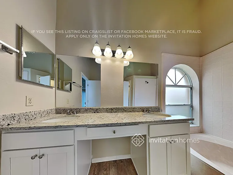 2033 Crosshair Cir — Photo 17