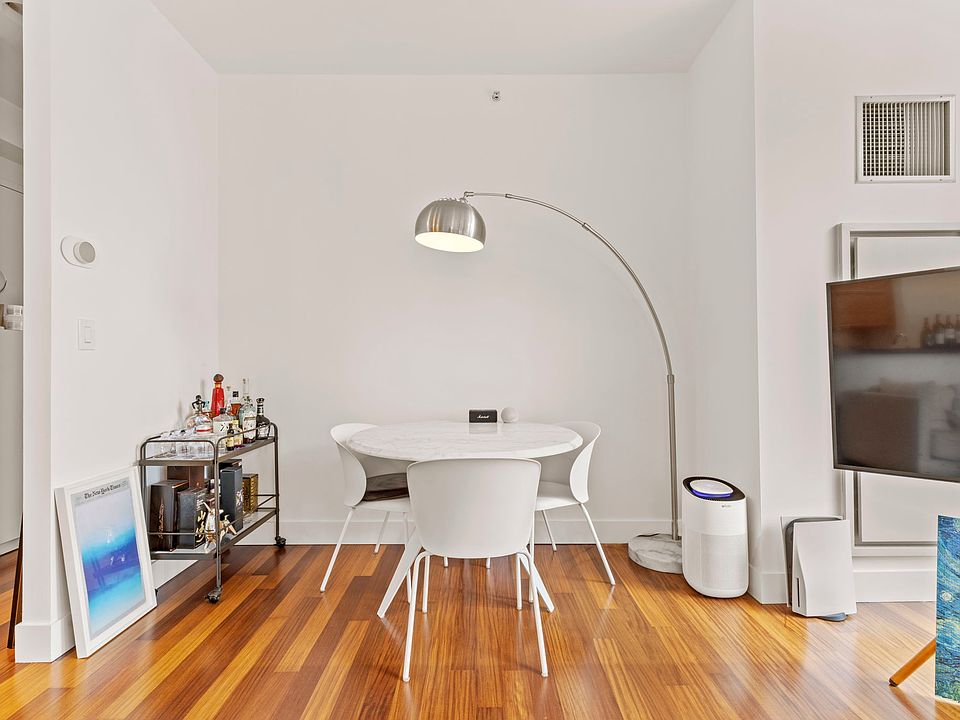 1st image of 10 W End Ave APT 9E