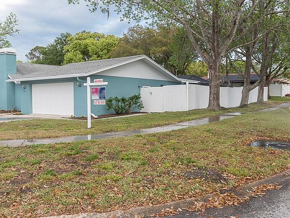 4th image of 7800 Scrub Oak Ct