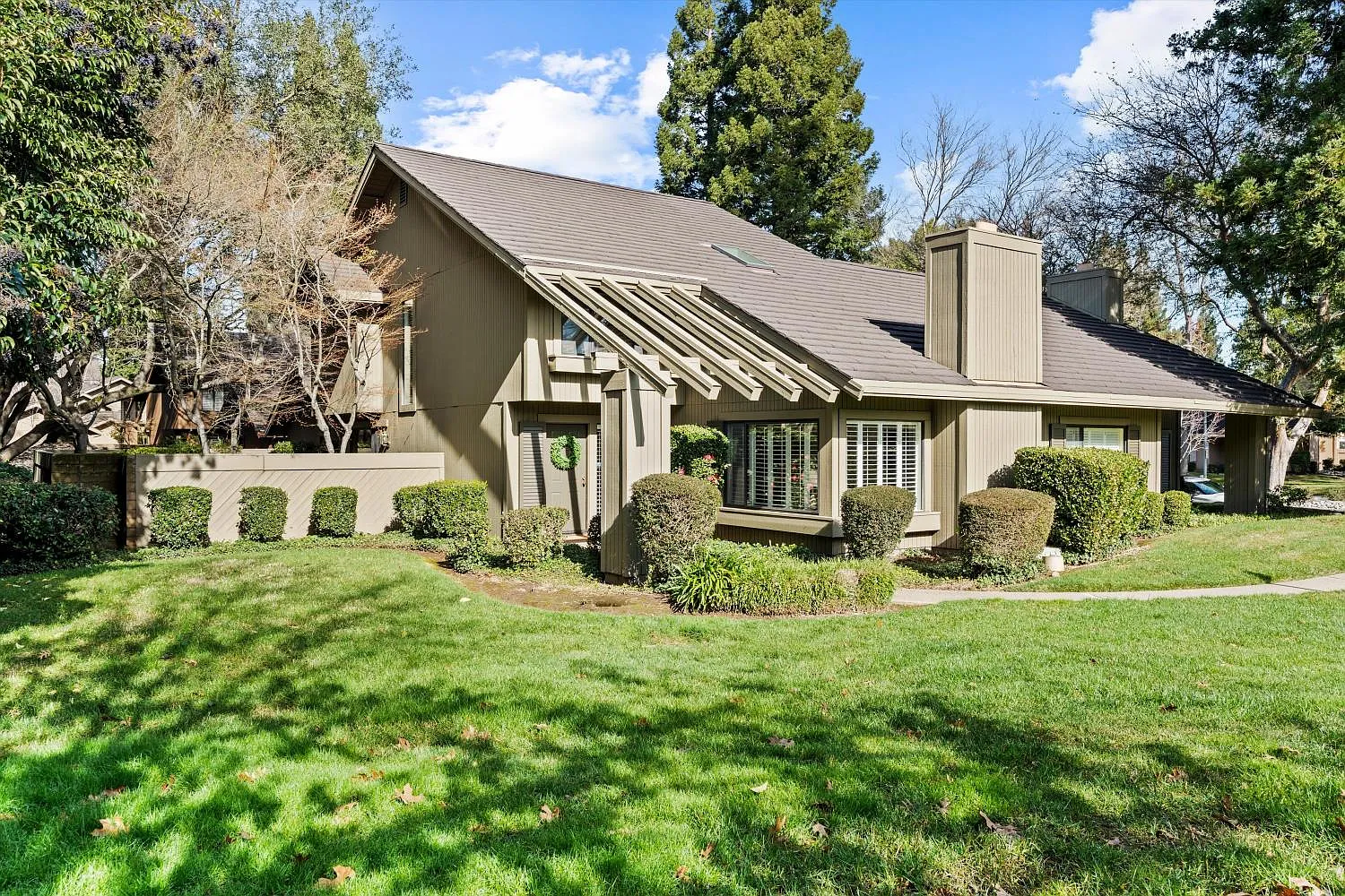 11444 Gold Country Blvd photo 1