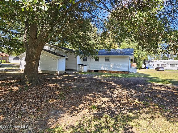 5th image of 900 E Nicholson Street