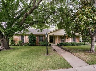 929 Vinecrest Ln, Richardson, TX 75080