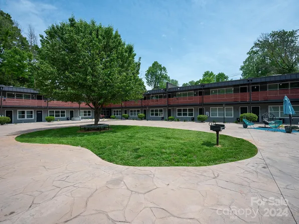 2000 Patio Ct #124, Charlotte, NC 28205