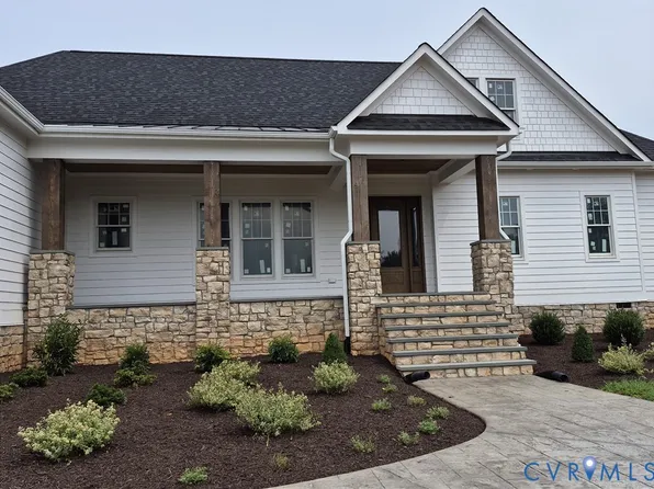 1554 Smokey Ridge Rd, Maidens, VA 23102