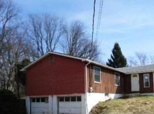 1015 Airport Rd, Aliquippa, PA 15001