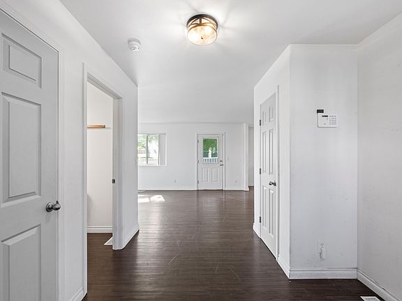 4th image of 1542 12th St