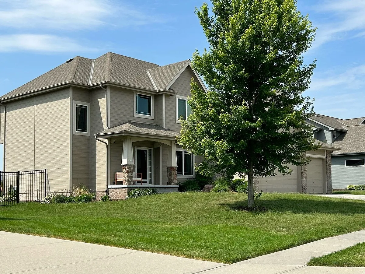 Building Photo - 8037 Swallowtail St