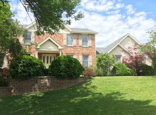 1119 S Charlemagne Dr, Lake Saint Louis, MO