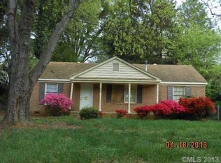 5714 Southampton Rd, Charlotte, NC 28217