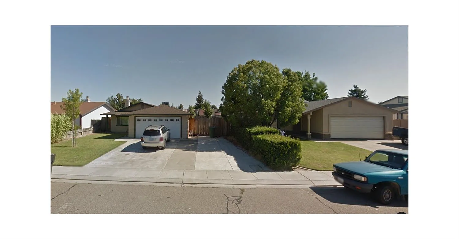 1342 7th St photo 1
