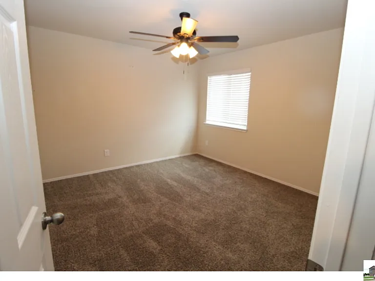 1202 Stonewall Rdg — Photo 34