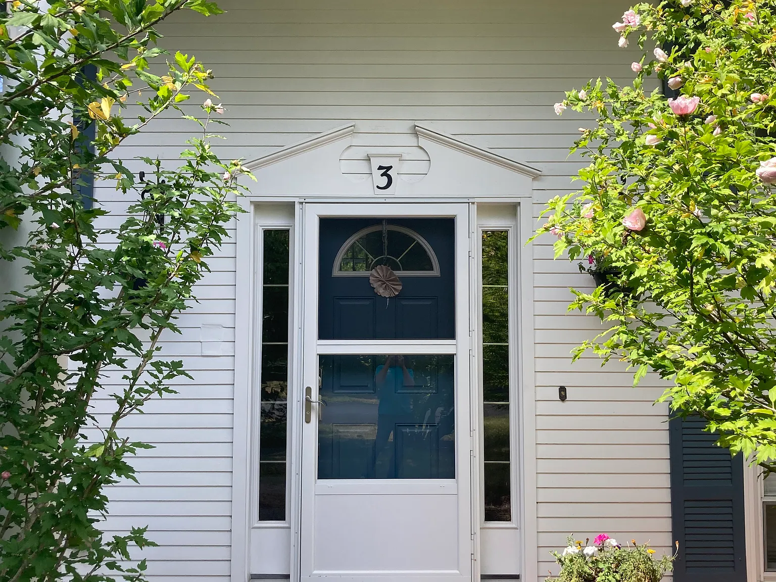 3 S Hillview Dr — Photo 1