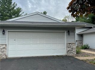 1123 Glades Dr, Altoona, WI 54720