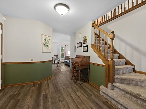 2nd image of 5 Beaver Creek Ct