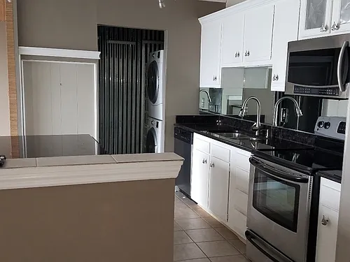 3558 Shore Dr #108 Photo 1