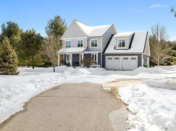 1964 62nd St, Somerset, WI 54025