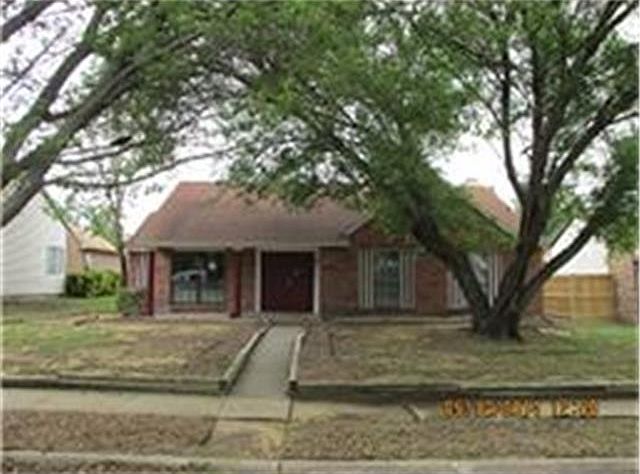 1st image of 1818 Robert Jones Dr