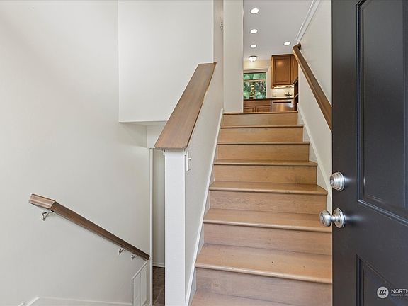 5th image of 6202 172nd Street SW