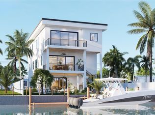 541 Normandy Rd, Madeira Beach, FL 33708