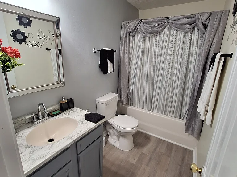 176 Bill Stewart Blvd #3 — Photo 5