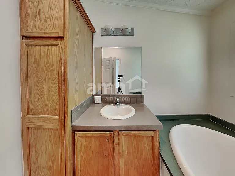 495 Hunnicutt Rd SE — Photo 10