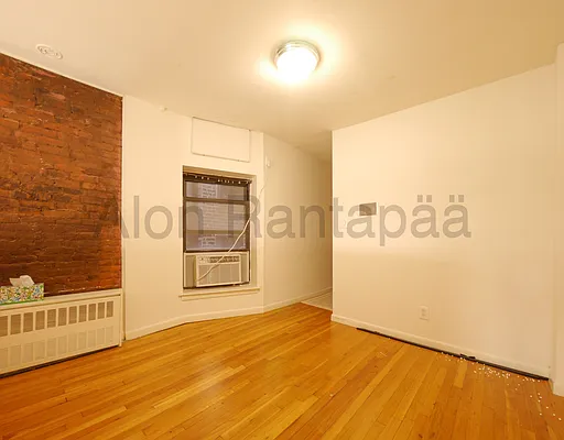 Rented by (Legacy) NY Quality Living Uptown | media 25
