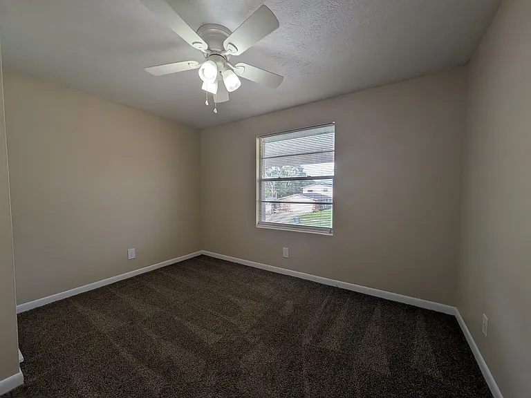 6036 Bizier Rd — Photo 14