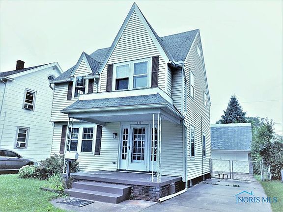 2nd image of 414 W Capistrano Ave