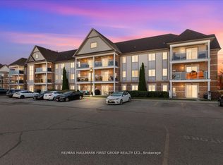 132 Aspen Springs Dr #204, Clarington, ON L1C0H1