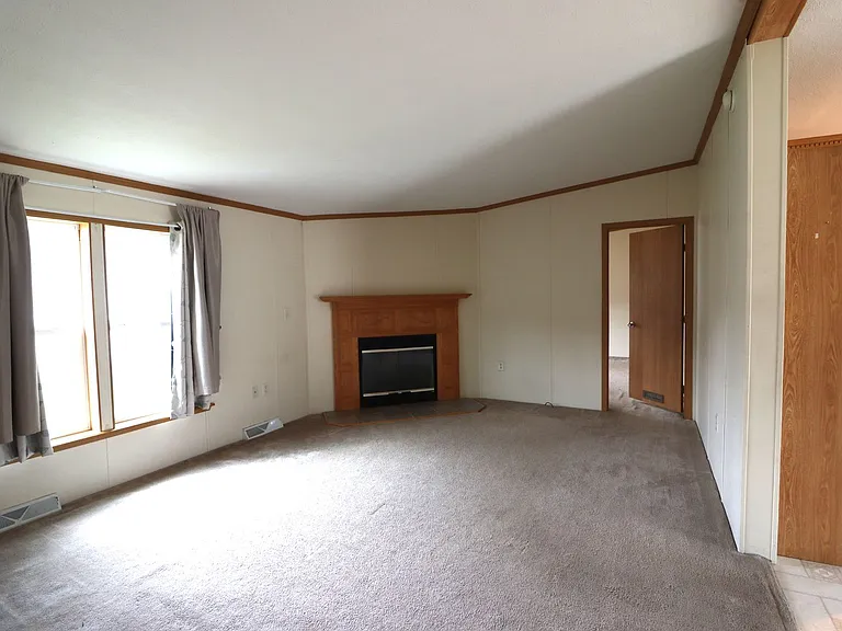 14 Meadowview Dr — Photo 37