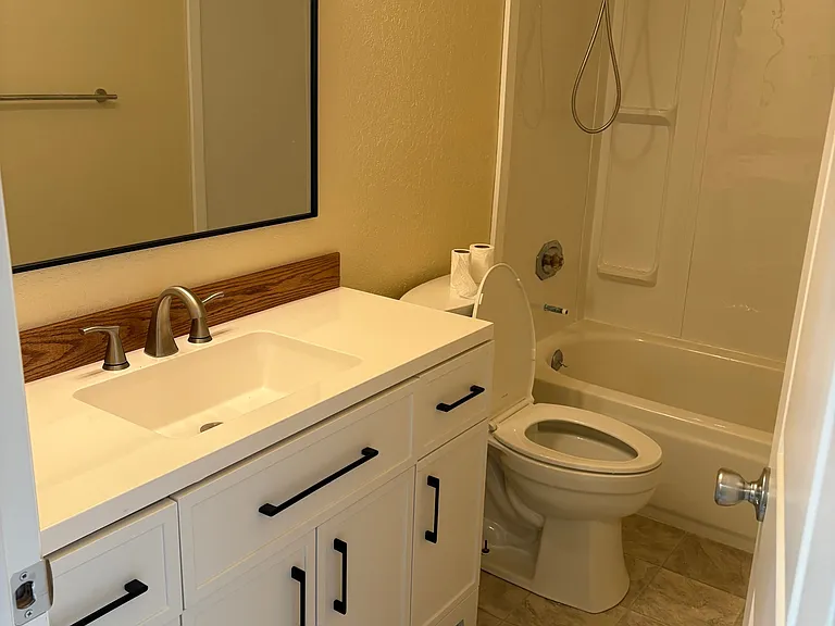 3922 Rucker Ave #6 — Photo 10