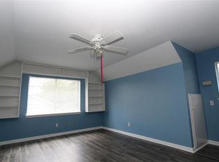 5247 Ariel St, Houston, TX 77096