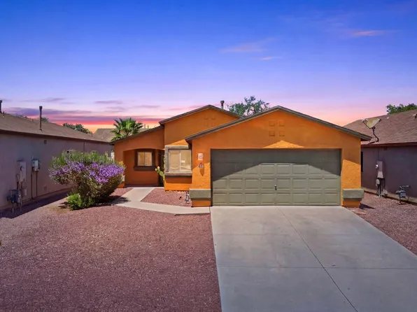 8466 S Burien Rd, Tucson, AZ 85747