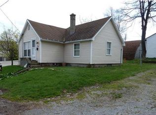 89 Nixon Dr, Rochester, NY 14622