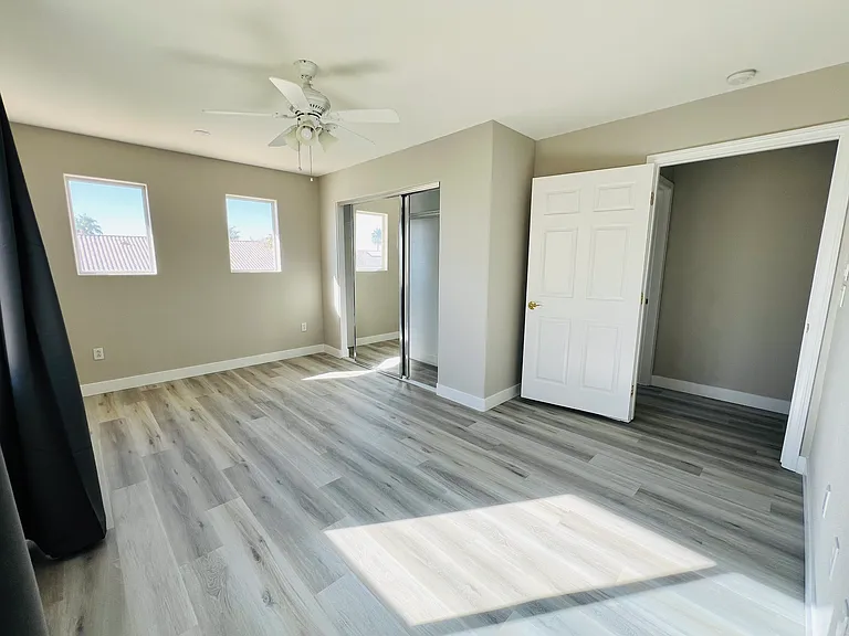 9742 W Tompkins Ave — Photo 12