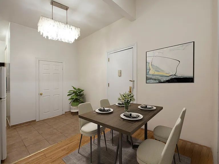 528 E 13th St #1B — Photo 2