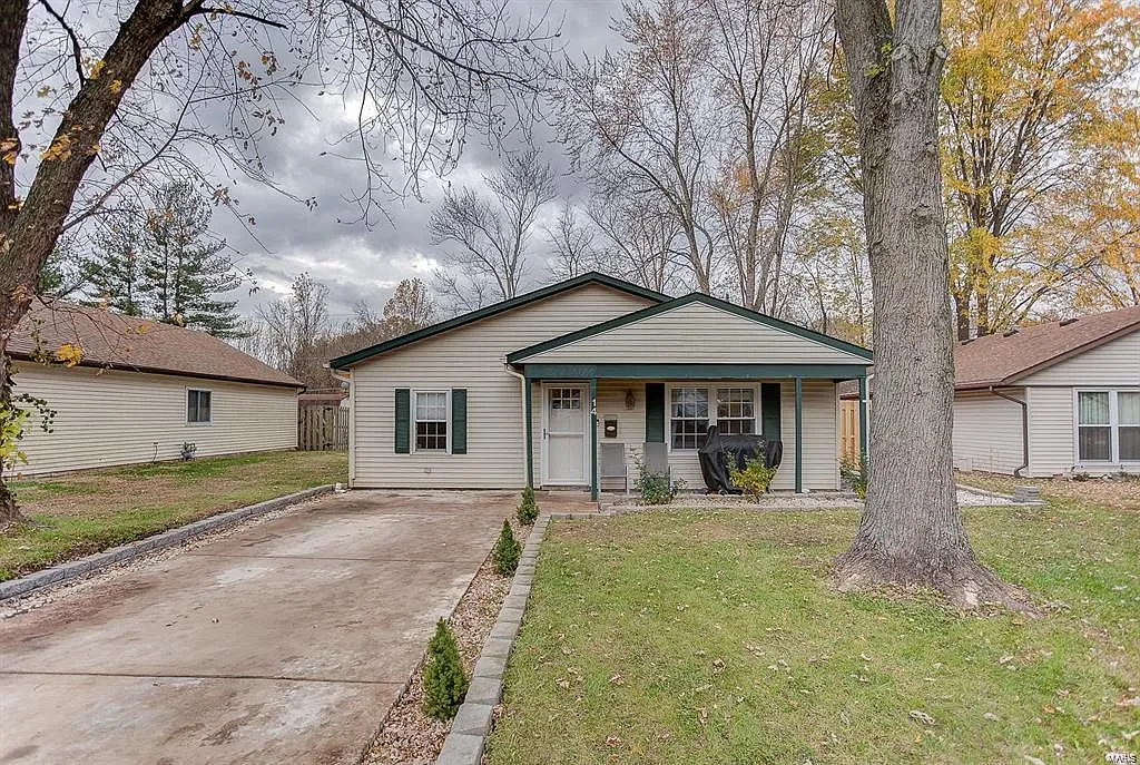 14 Arabelle Dr photo 1
