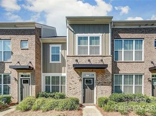 3823 Willow Green Pl, Charlotte, NC 28206