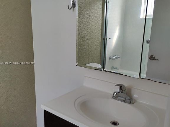 5th image of 6900 Bay Dr APT 4K