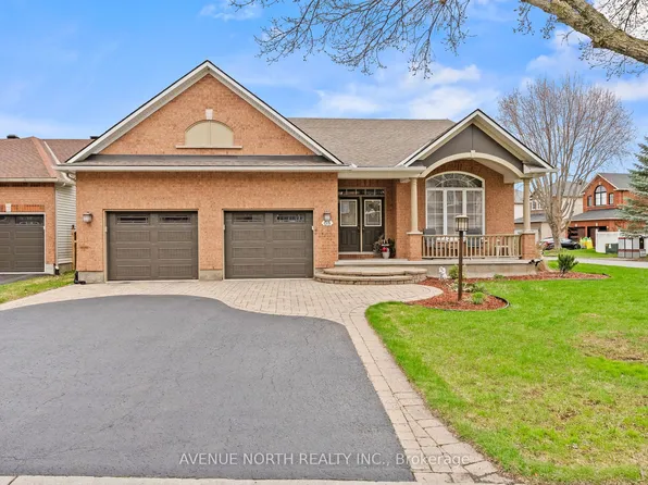 68 Maple Stand Way, Ottawa, ON K2G 6R4